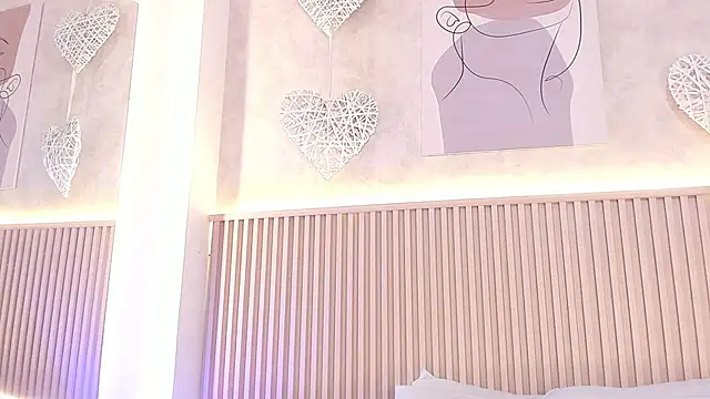 daiana curly online show from 10.06.25