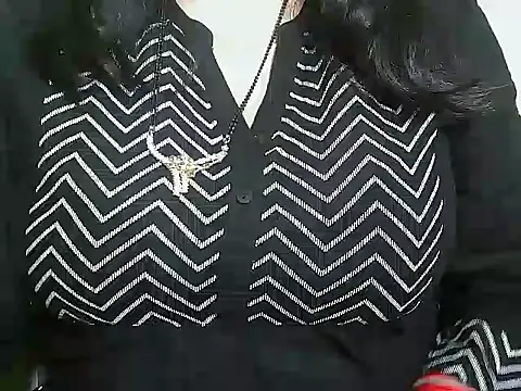 Snapshot of rehana_housewife chatting on 02.16.26 rehana housewife online show from 02.16.26