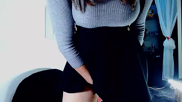 Snapshot of JadeHiilton chatting on 02.19.25 JadeHiilton online show from 02.19.25