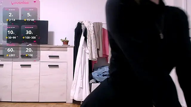 Snapshot of ms_christiana chatting on 03.22.25 ms christiana online show from 03.22.25