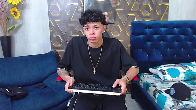 Snapshot of Harry_jhonsson chatting on 03.14.26 Harry jhonsson online show from 03.14.26