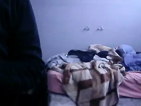 Snapshot of twinkerbell344 chatting on 02.17.25 twinkerbell344 online show from 02.17.25