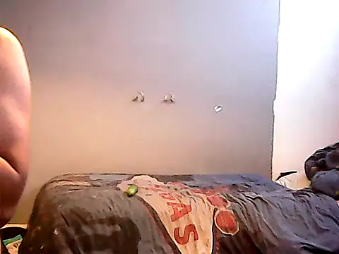 Snapshot of twinkerbell344 chatting on 10.14.25 twinkerbell344 online show from 10.14.25