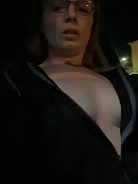 Snapshot of yanks28@xh chatting on 02.28.26 yanks28xh online show from 02.28.26