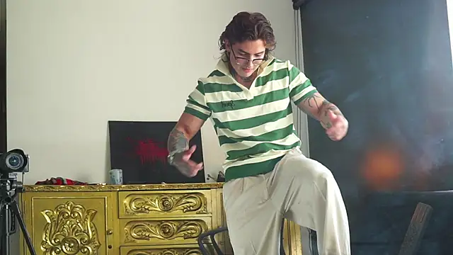 dantecoppolaa  online show from 09.21.25