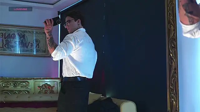 dantecoppolaa  online show from 11.02.25