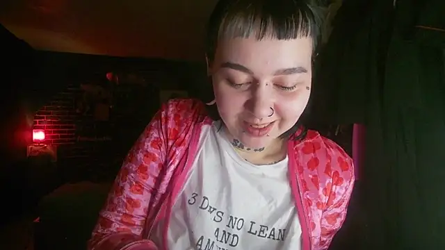 MoorderxDoll online show from 01.06.25