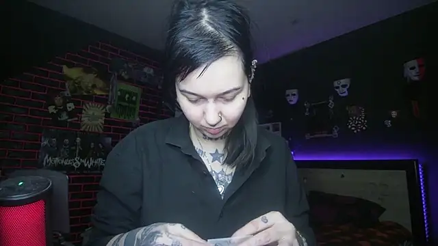 MoorderxDoll online show from 02.27.26