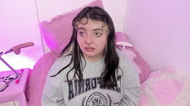 Sachi Meow online show from 02.20.26