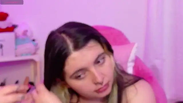 Snapshot of Sachi_Meow chatting on 06.19.26 Sachi Meow online show from 06.19.26