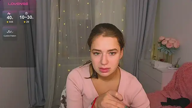 LovelyJessie online show from 03.14.25