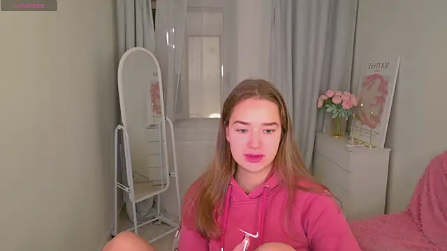 LovelyJessie online show from 11.24.25