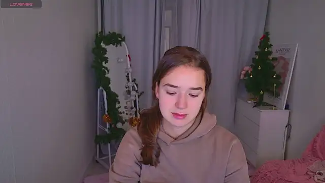 LovelyJessie online show from 12.14.25