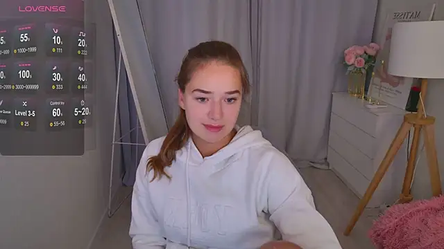LovelyJessie online show from 04.21.26