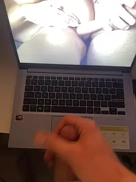 Snapshot of westkost12345 chatting on 12.20.25 westkost12345 online show from 12.20.25