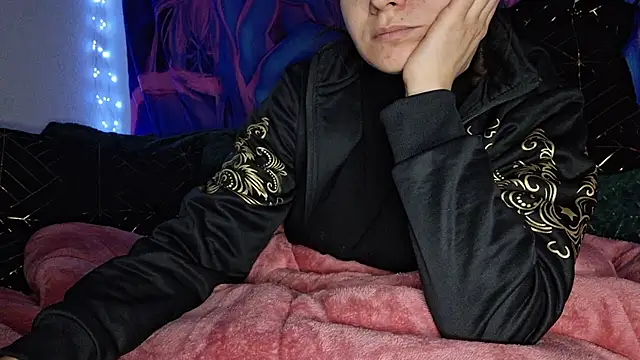 Snapshot of Cyndee_Winter chatting on 02.03.25 Cyndee Winter online show from 02.03.25