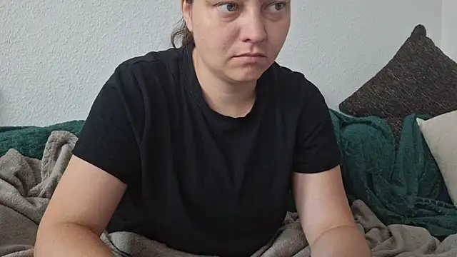 Snapshot of Cyndee_Winter chatting on 09.10.25 Cyndee Winter online show from 09.10.25