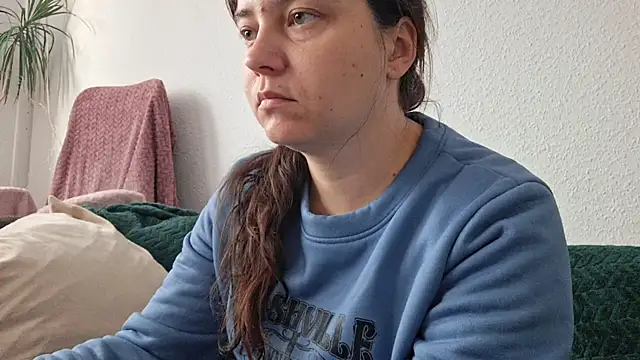 Snapshot of Cyndee_Winter chatting on 11.02.25 Cyndee Winter online show from 11.02.25