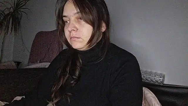 Snapshot of Cyndee_Winter chatting on 12.04.25 Cyndee Winter online show from 12.04.25