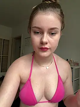 Snapshot of MaribelRiver chatting on 01.26.25 MaribelRiver online show from 01.26.25