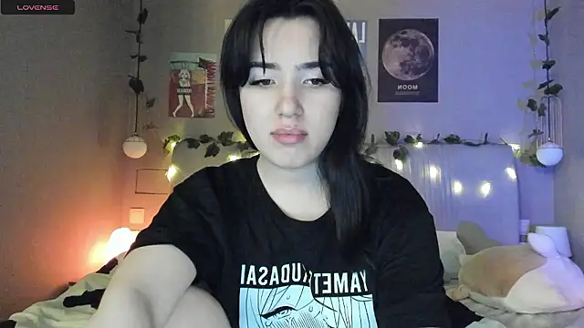 Snapshot of Anisawithlove chatting on 12.06.24 Anisawithlove online show from 12.06.24