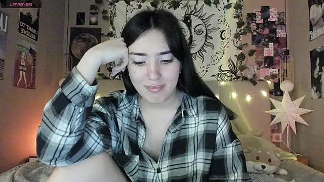 Snapshot of Anisawithlove chatting on 02.03.25 Anisawithlove online show from 02.03.25