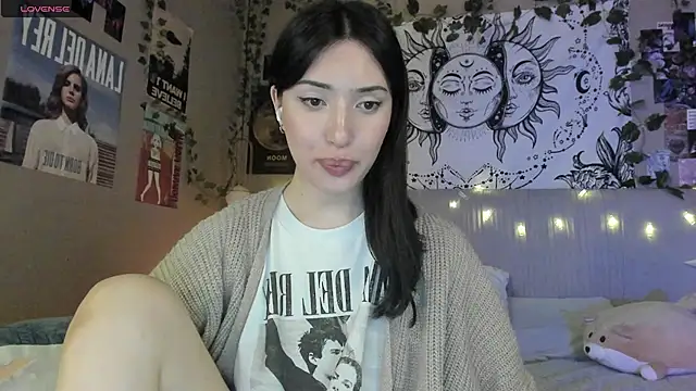 Snapshot of Anisawithlove chatting on 03.16.25 Anisawithlove online show from 03.16.25
