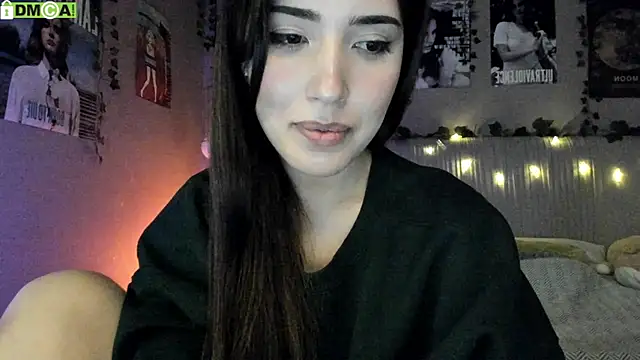 Snapshot of Anisawithlove chatting on 10.05.25 Anisawithlove online show from 10.05.25