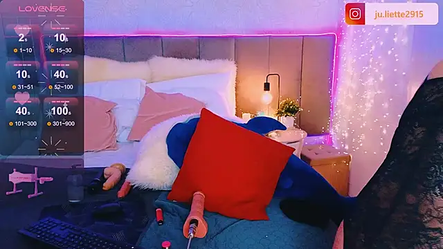 JulietteVolpeWyorika online show from 01.19.25