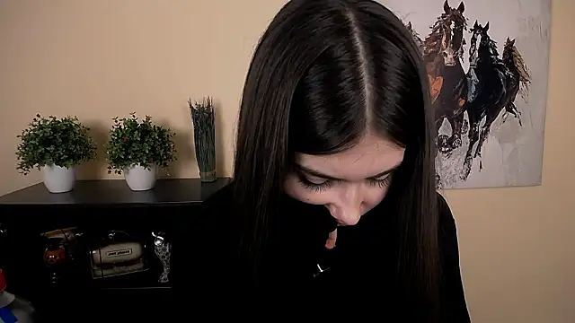 Lili magic online show from 03.05.26