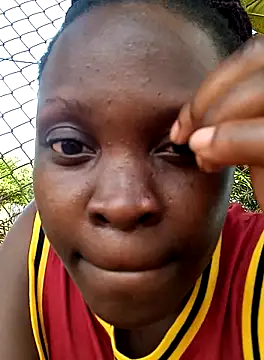 Snapshot of pretty_amaal chatting on 02.11.25 pretty amaal online show from 02.11.25