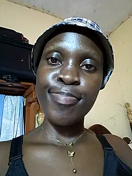 Snapshot of pretty_amaal chatting on 10.10.25 pretty amaal online show from 10.10.25