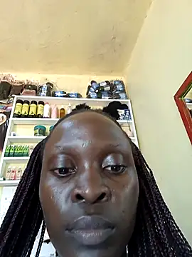 Snapshot of pretty_amaal chatting on 11.05.25 pretty amaal online show from 11.05.25