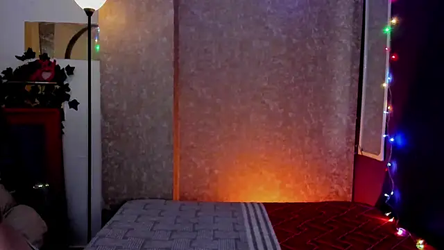 Snapshot of HalaanaTendeer chatting on 03.07.25 HalaanaTendeer online show from 03.07.25