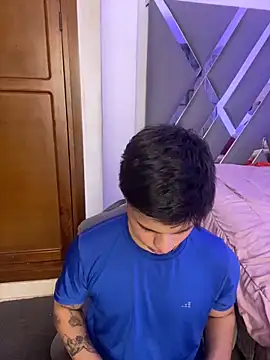 Snapshot of Niicky1_ chatting on 12.04.24 Niicky1  online show from 12.04.24