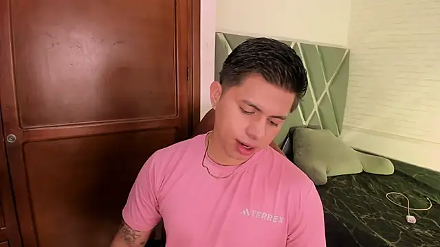 Snapshot of Niicky1_ chatting on 01.09.26 Niicky1 online show from 01.09.26