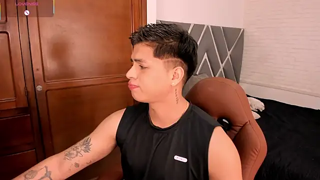 Snapshot of Niicky1_ chatting on 02.20.26 Niicky1 online show from 02.20.26