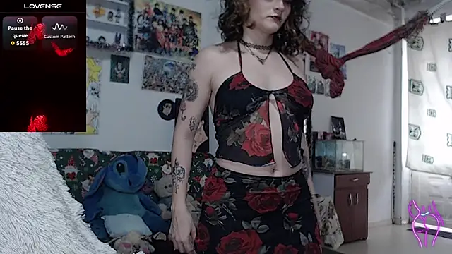 kitty22  online show from 12.21.25