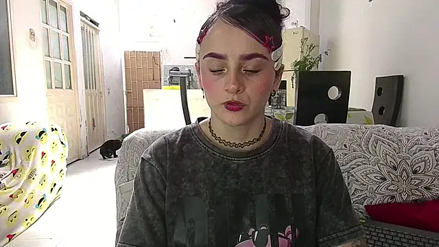 kitty22  online show from 04.30.26