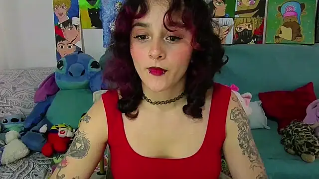 Snapshot of kitty22_ chatting on 06.16.26 kitty22 online show from 06.16.26