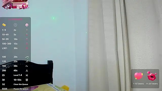 Snapshot of AbrilStivenson_ chatting on 12.31.24 AbrilStivenson online show from 12.31.24