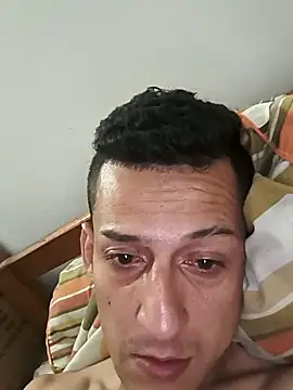 Snapshot of JoseHosther20@xh chatting on 11.23.25 JoseHosther20xh online show from 11.23.25