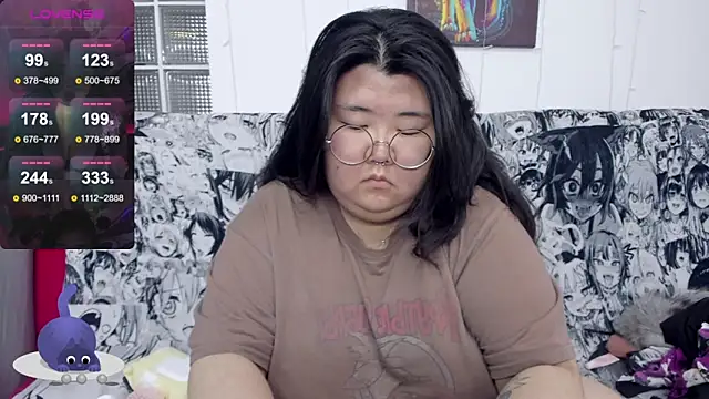 Nadine asian online show from 09.21.25