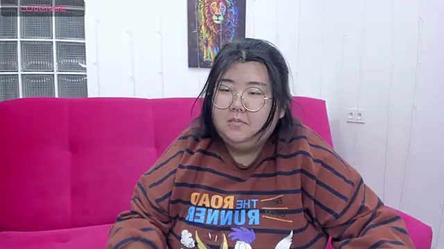 Nadine asian online show from 10.05.25