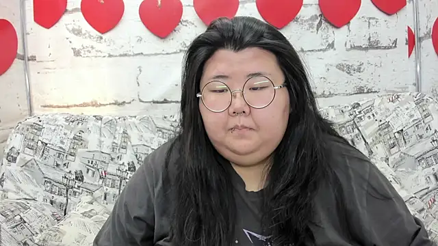 Nadine asian online show from 06.28.26