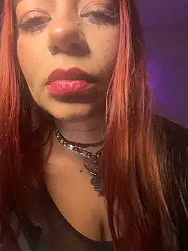 Snapshot of RavenM8 chatting on 10.26.25 RavenM8 online show from 10.26.25