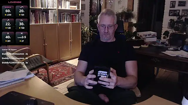 Snapshot of tom-swede chatting on 01.30.25 tom-swede online show from 01.30.25