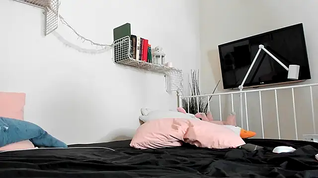 NeonShine online show from 11.20.25