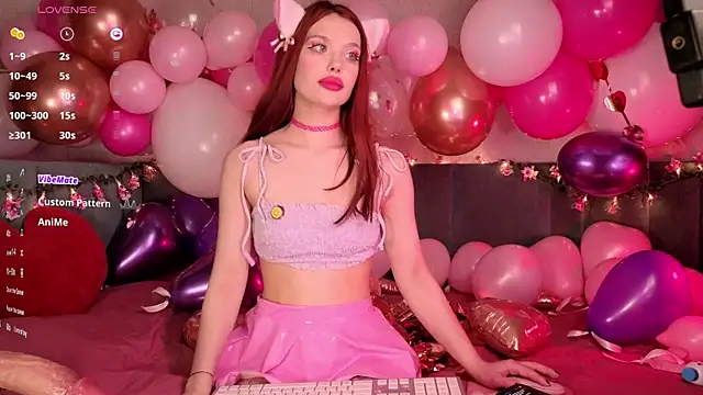 PrettyLilie online show from 02.14.26