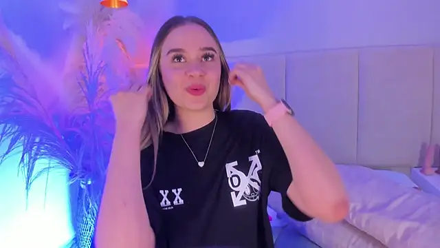 sofia pamela online show from 03.11.25